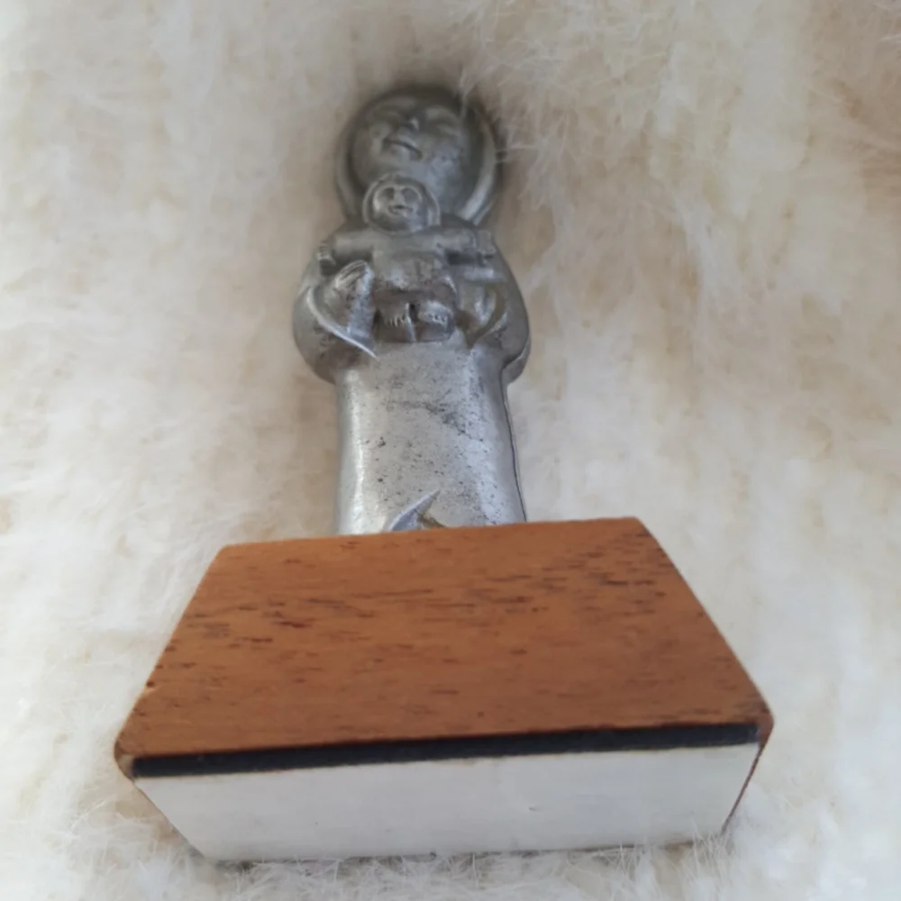 Mary and Baby Jesus Tiny Figurine Wood Pedestal Shadow Box Display Decor